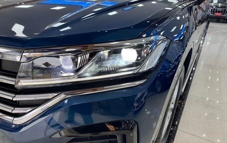 Volkswagen Touareg III, 2022 год, 4 600 000 рублей, 16 фотография