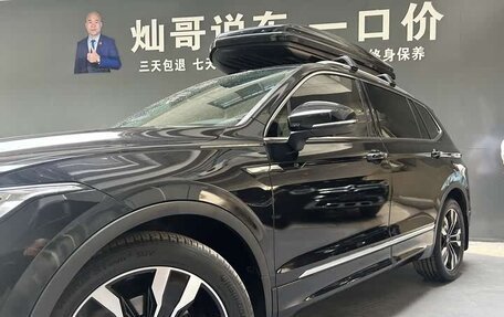 Volkswagen Tiguan II, 2022 год, 2 720 000 рублей, 7 фотография