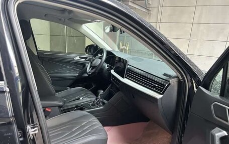 Volkswagen Tiguan II, 2022 год, 2 720 000 рублей, 18 фотография