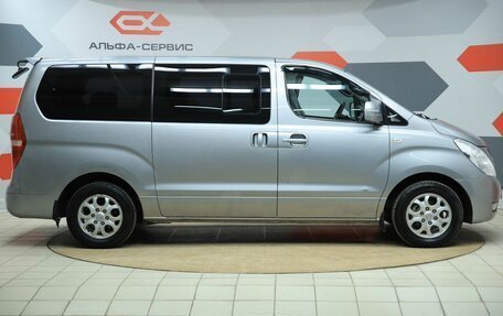 Hyundai Grand Starex Grand Starex I рестайлинг 2, 2011 год, 1 330 000 рублей, 4 фотография