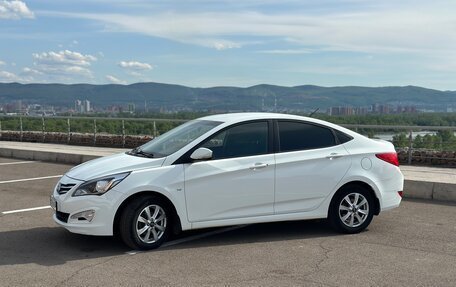 Hyundai Solaris II рестайлинг, 2016 год, 1 300 000 рублей, 3 фотография