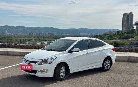Hyundai Solaris II рестайлинг, 2016 год, 1 300 000 рублей, 2 фотография
