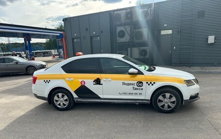 Skoda Octavia, 2019 год, 900 000 рублей, 8 фотография