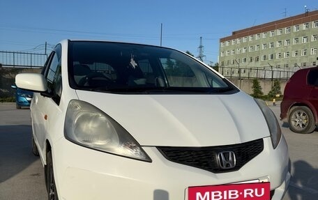 Honda Fit III, 2008 год, 610 000 рублей, 3 фотография