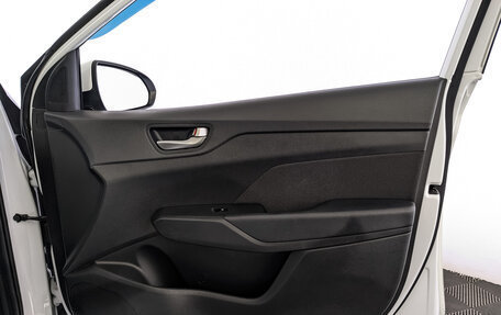 Hyundai Solaris II рестайлинг, 2019 год, 1 350 000 рублей, 25 фотография
