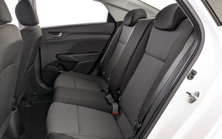 Hyundai Solaris II рестайлинг, 2019 год, 1 350 000 рублей, 18 фотография