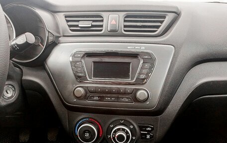 KIA Rio III рестайлинг, 2012 год, 700 000 рублей, 18 фотография