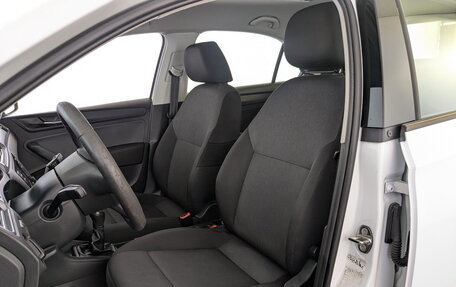 Skoda Rapid I, 2017 год, 895 000 рублей, 20 фотография