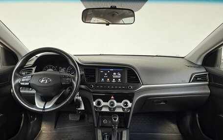 Hyundai Elantra VI рестайлинг, 2019 год, 1 665 000 рублей, 5 фотография