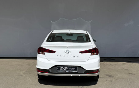 Hyundai Elantra VI рестайлинг, 2019 год, 1 665 000 рублей, 21 фотография