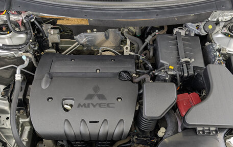 Mitsubishi Outlander III рестайлинг 3, 2020 год, 2 595 000 рублей, 9 фотография