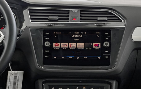 Volkswagen Tiguan II, 2021 год, 3 750 000 рублей, 17 фотография