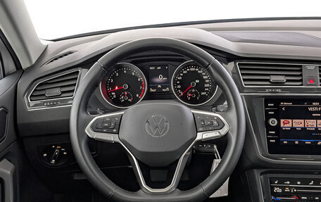 Volkswagen Tiguan II, 2021 год, 3 750 000 рублей, 22 фотография