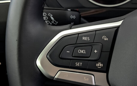 Volkswagen Tiguan II, 2021 год, 3 750 000 рублей, 27 фотография