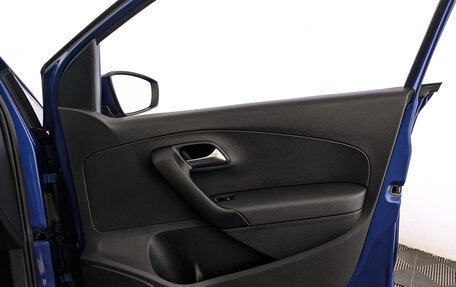 Volkswagen Polo VI (EU Market), 2020 год, 1 525 000 рублей, 25 фотография