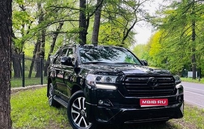 Toyota Land Cruiser 200, 2015 год, 5 860 000 рублей, 1 фотография