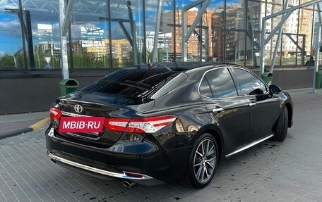 Toyota Camry, 2023 год, 3 800 000 рублей, 3 фотография