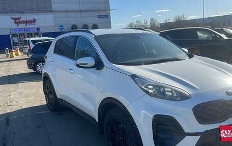 KIA Sportage IV рестайлинг, 2021 год, 2 800 000 рублей, 1 фотография