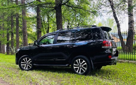 Toyota Land Cruiser 200, 2015 год, 5 860 000 рублей, 4 фотография