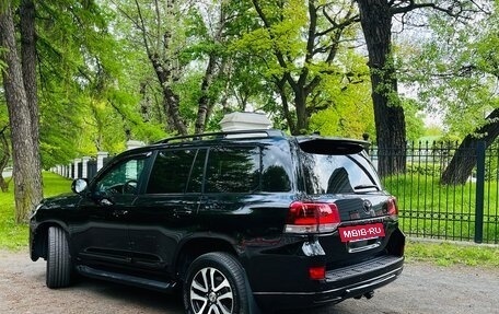 Toyota Land Cruiser 200, 2015 год, 5 860 000 рублей, 8 фотография