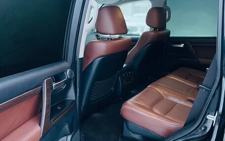 Toyota Land Cruiser 200, 2015 год, 5 860 000 рублей, 13 фотография