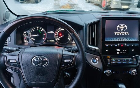 Toyota Land Cruiser 200, 2015 год, 5 860 000 рублей, 18 фотография