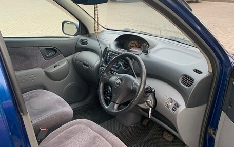 Toyota FunCargo, 2002 год, 490 000 рублей, 11 фотография