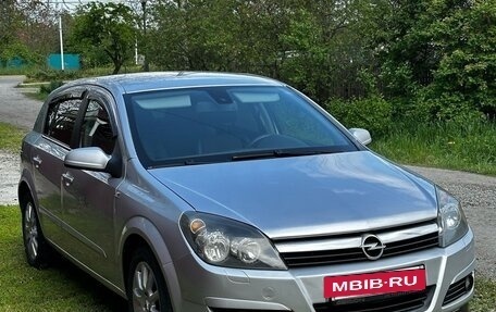 Opel Astra H, 2004 год, 395 000 рублей, 3 фотография