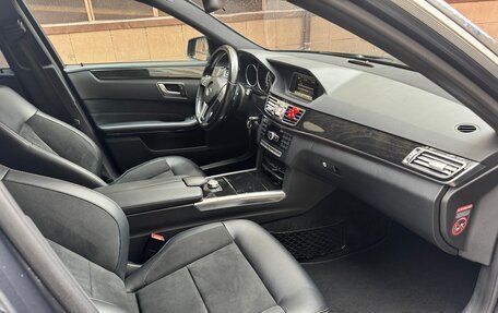 Mercedes-Benz E-Класс, 2013 год, 2 250 000 рублей, 11 фотография