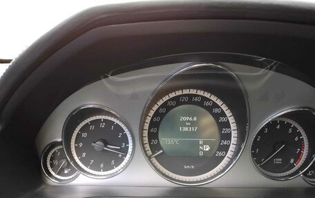 Mercedes-Benz E-Класс, 2011 год, 1 450 000 рублей, 4 фотография