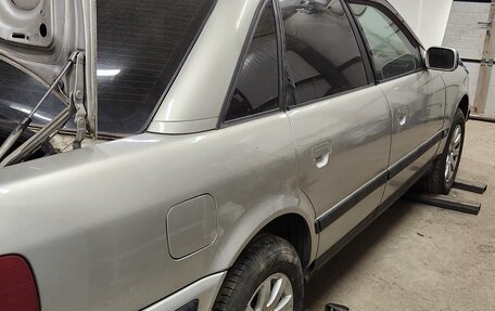 Audi 100, 1993 год, 320 000 рублей, 2 фотография