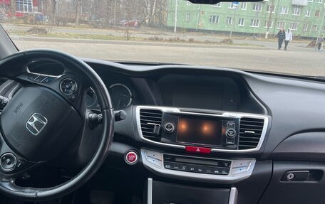 Honda Accord IX рестайлинг, 2013 год, 1 600 000 рублей, 10 фотография