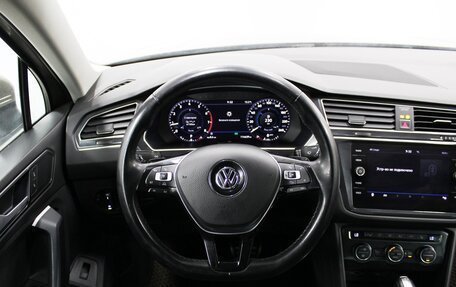 Volkswagen Tiguan II, 2018 год, 2 670 000 рублей, 8 фотография