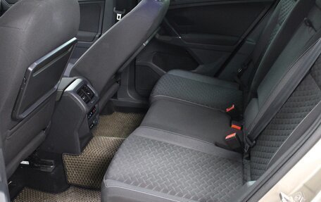 Volkswagen Tiguan II, 2018 год, 2 670 000 рублей, 10 фотография