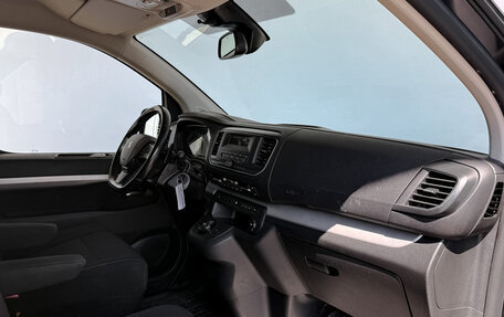 Peugeot Traveller I, 2021 год, 2 695 000 рублей, 13 фотография
