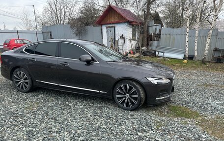 Volvo S90 II рестайлинг, 2021 год, 3 600 000 рублей, 17 фотография
