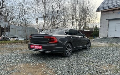 Volvo S90 II рестайлинг, 2021 год, 3 600 000 рублей, 14 фотография