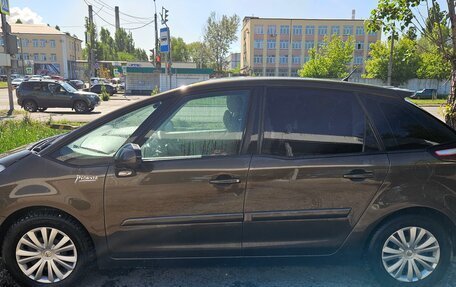 Citroen C4 Picasso II рестайлинг, 2012 год, 850 000 рублей, 3 фотография