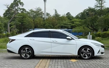Hyundai Elantra, 2022 год, 1 340 000 рублей, 3 фотография