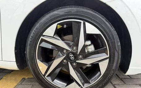 Hyundai Elantra, 2022 год, 1 340 000 рублей, 18 фотография