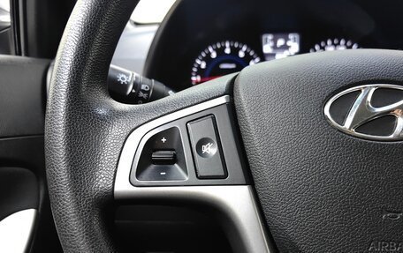 Hyundai Solaris II рестайлинг, 2016 год, 945 000 рублей, 17 фотография