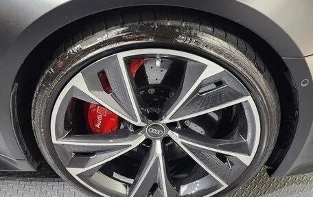Audi RS 7, 2024 год, 15 280 000 рублей, 18 фотография