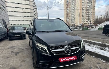 Mercedes-Benz V-Класс, 2022 год, 12 000 000 рублей, 1 фотография