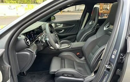 Mercedes-Benz E-Класс AMG, 2021 год, 11 300 006 рублей, 9 фотография