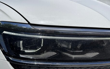 Volkswagen Tiguan II, 2018 год, 2 300 000 рублей, 12 фотография