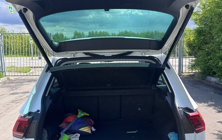 Volkswagen Tiguan II, 2018 год, 2 300 000 рублей, 14 фотография