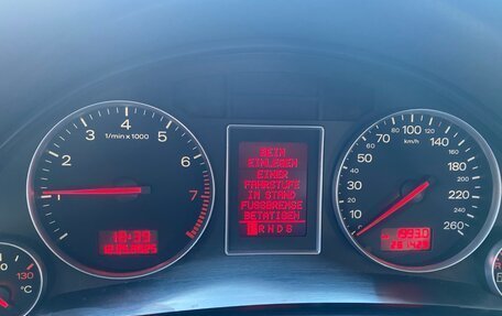 Audi A4, 2004 год, 550 000 рублей, 10 фотография