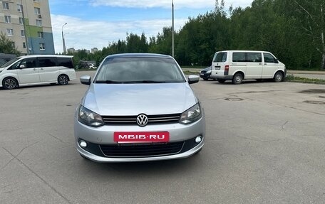 Volkswagen Polo VI (EU Market), 2012 год, 720 000 рублей, 2 фотография