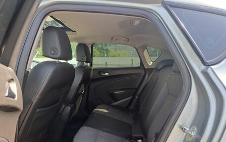 Opel Astra J, 2011 год, 499 000 рублей, 15 фотография