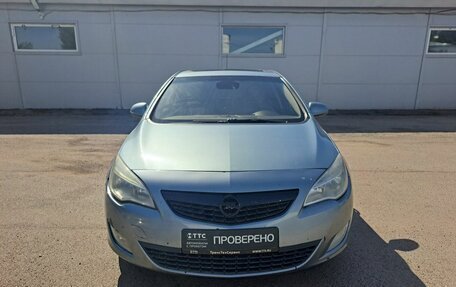 Opel Astra J, 2011 год, 499 000 рублей, 2 фотография